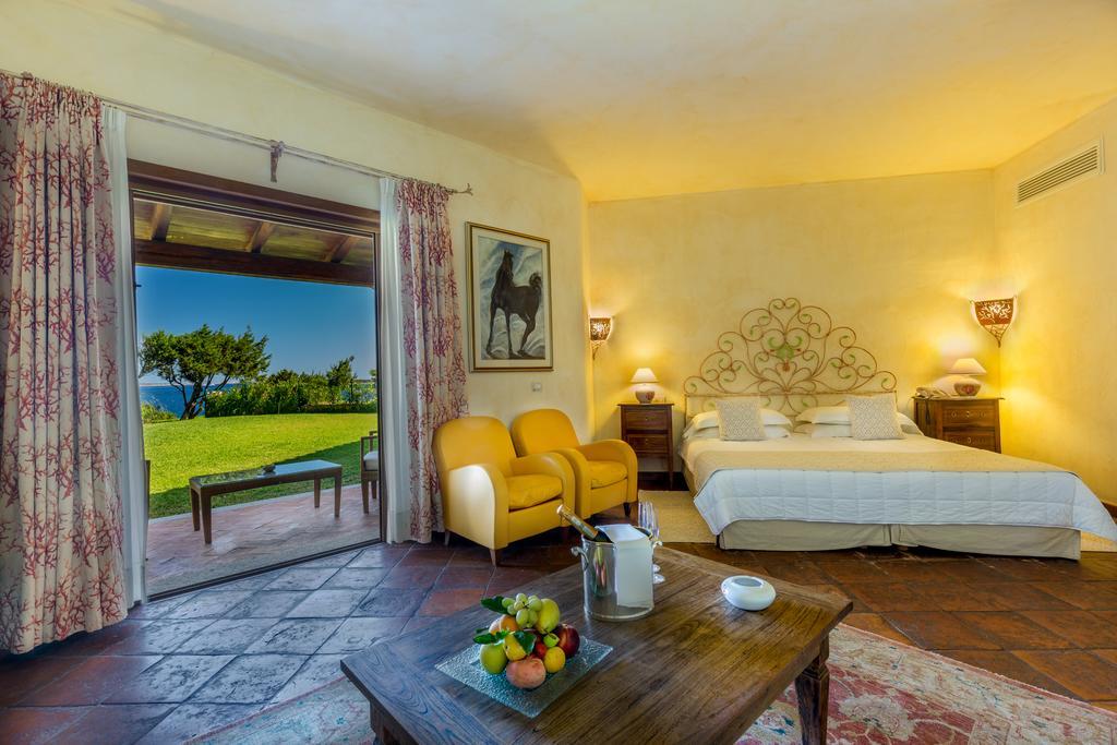 Hotel Sporting Porto Rotondo Exterior foto