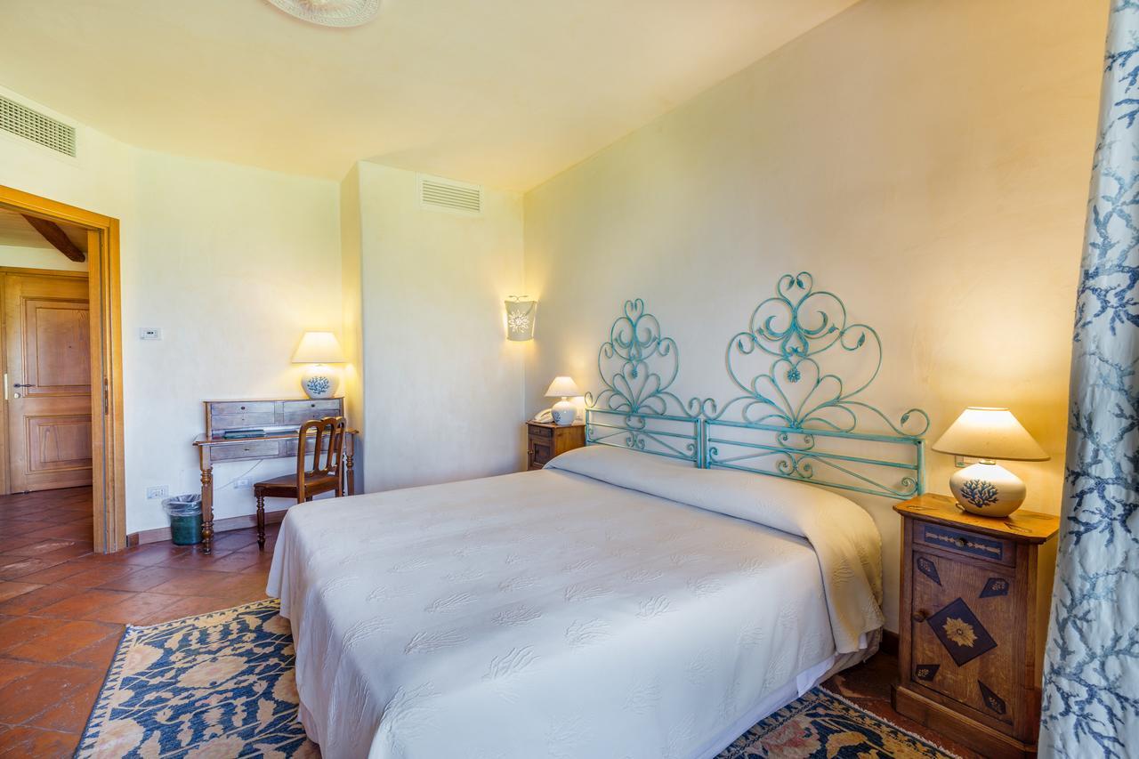 Hotel Sporting Porto Rotondo Exterior foto