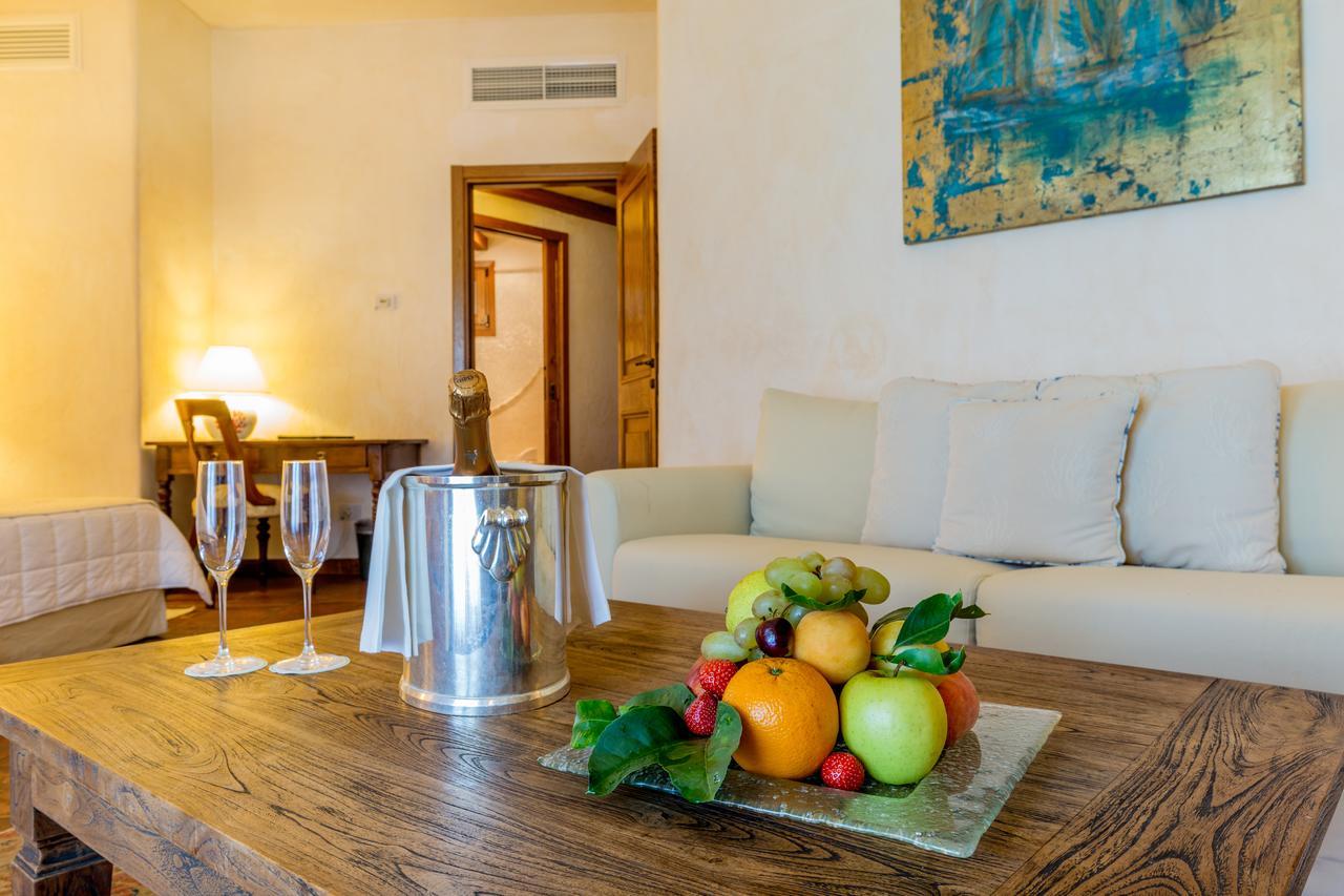 Hotel Sporting Porto Rotondo Exterior foto